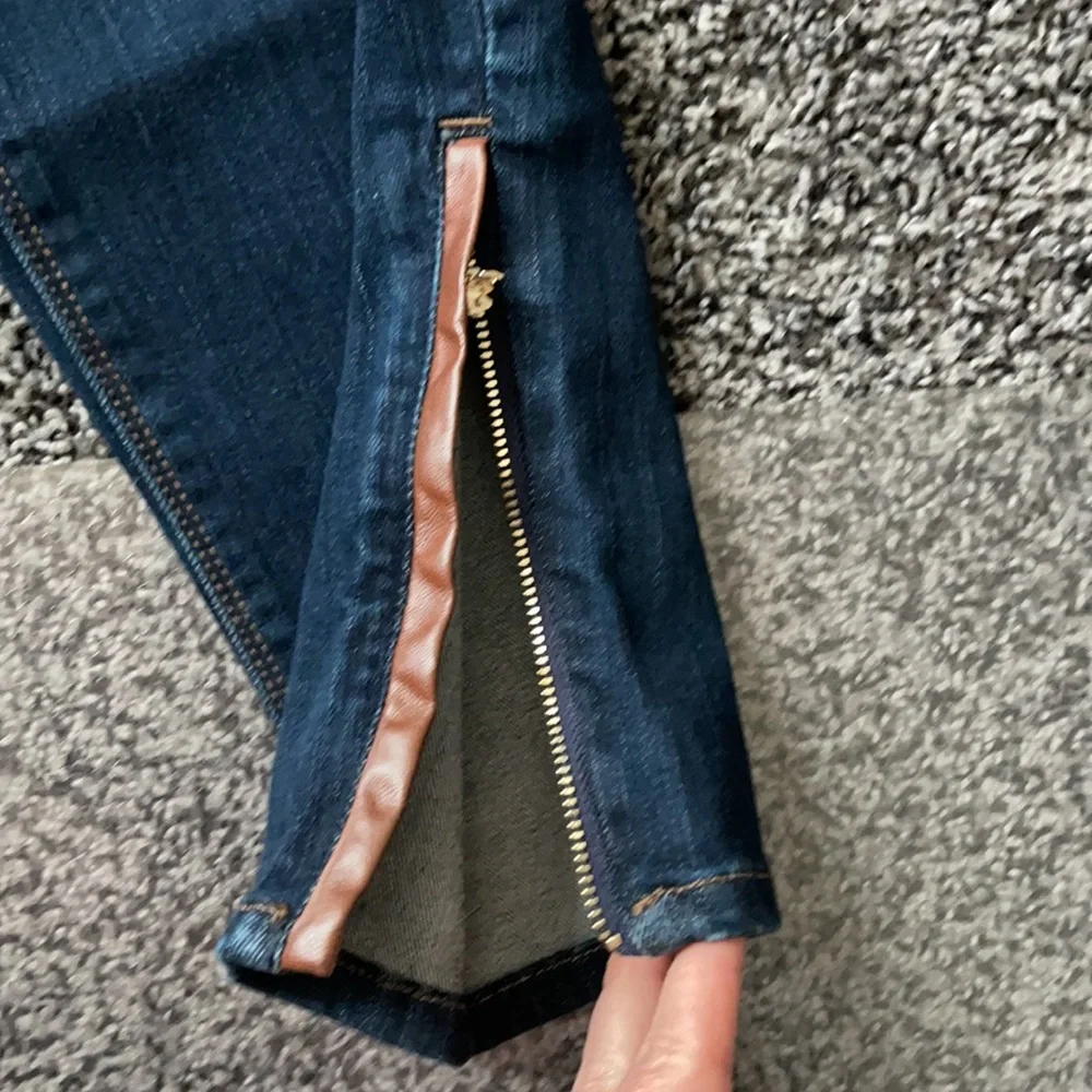 White House Black Market Dark Blue Jeans with Copper Details - Picture 2 of 7